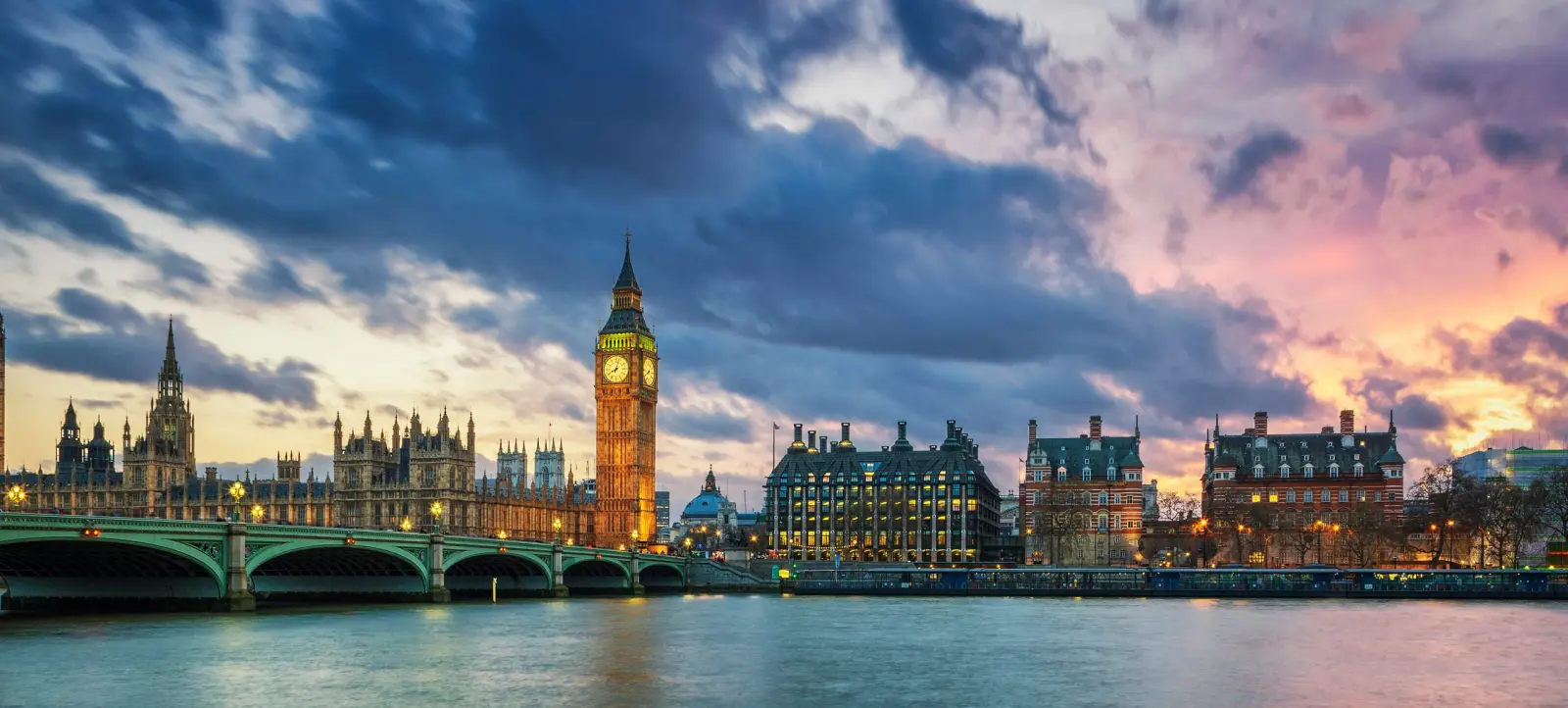 Séjours courts vs. séjours longs : Comment choisir le bon programme d’apprentissage de l’anglais pour vous